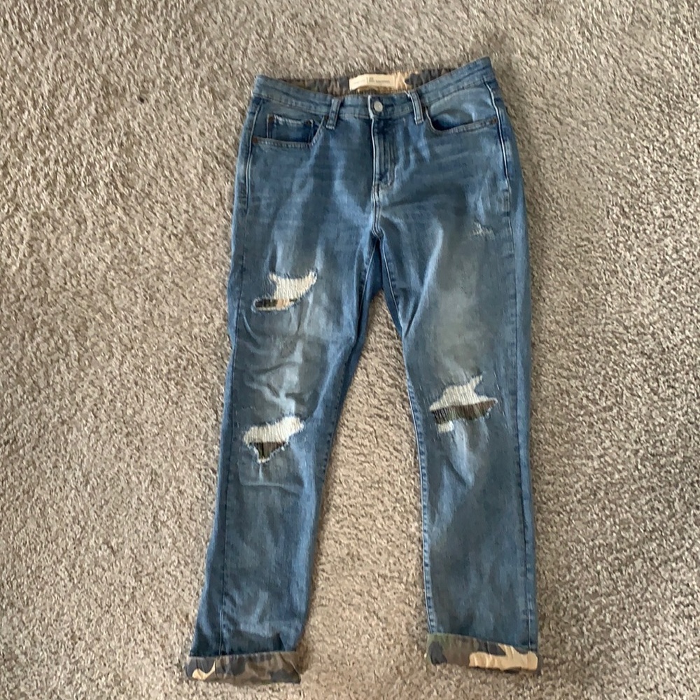 Girlfriend Jean